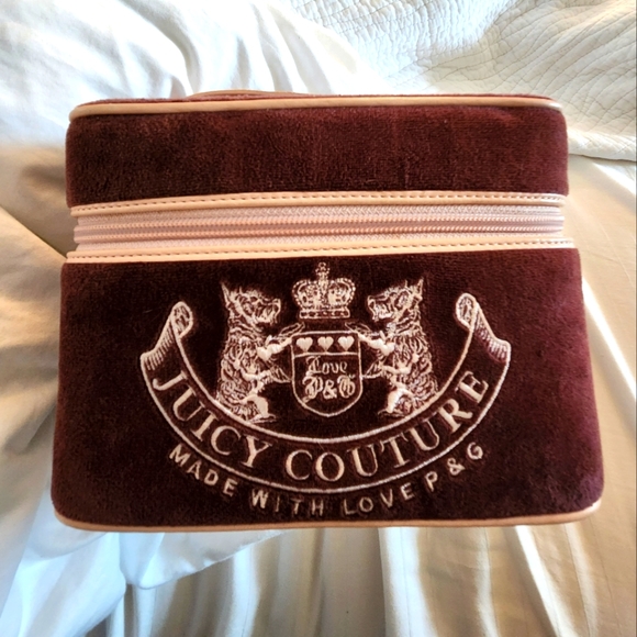 SOLD Juicy Couture Train Case Make-Up Bag - Picture 5 of 7